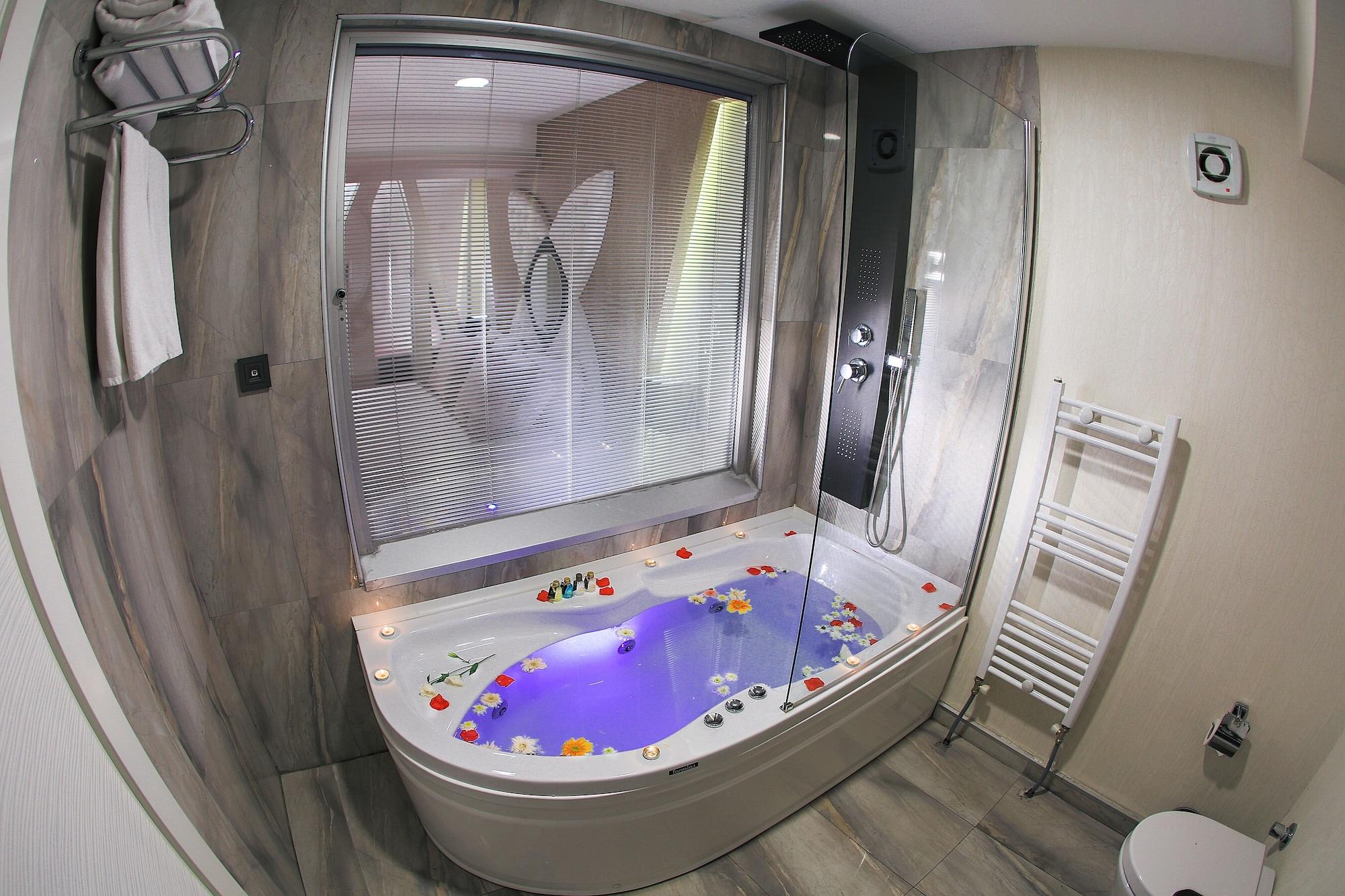 Otel Demonti 4*