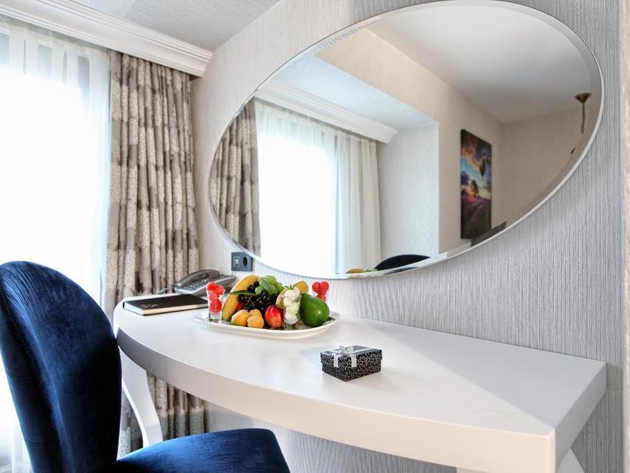 Demonti Otel Ankara