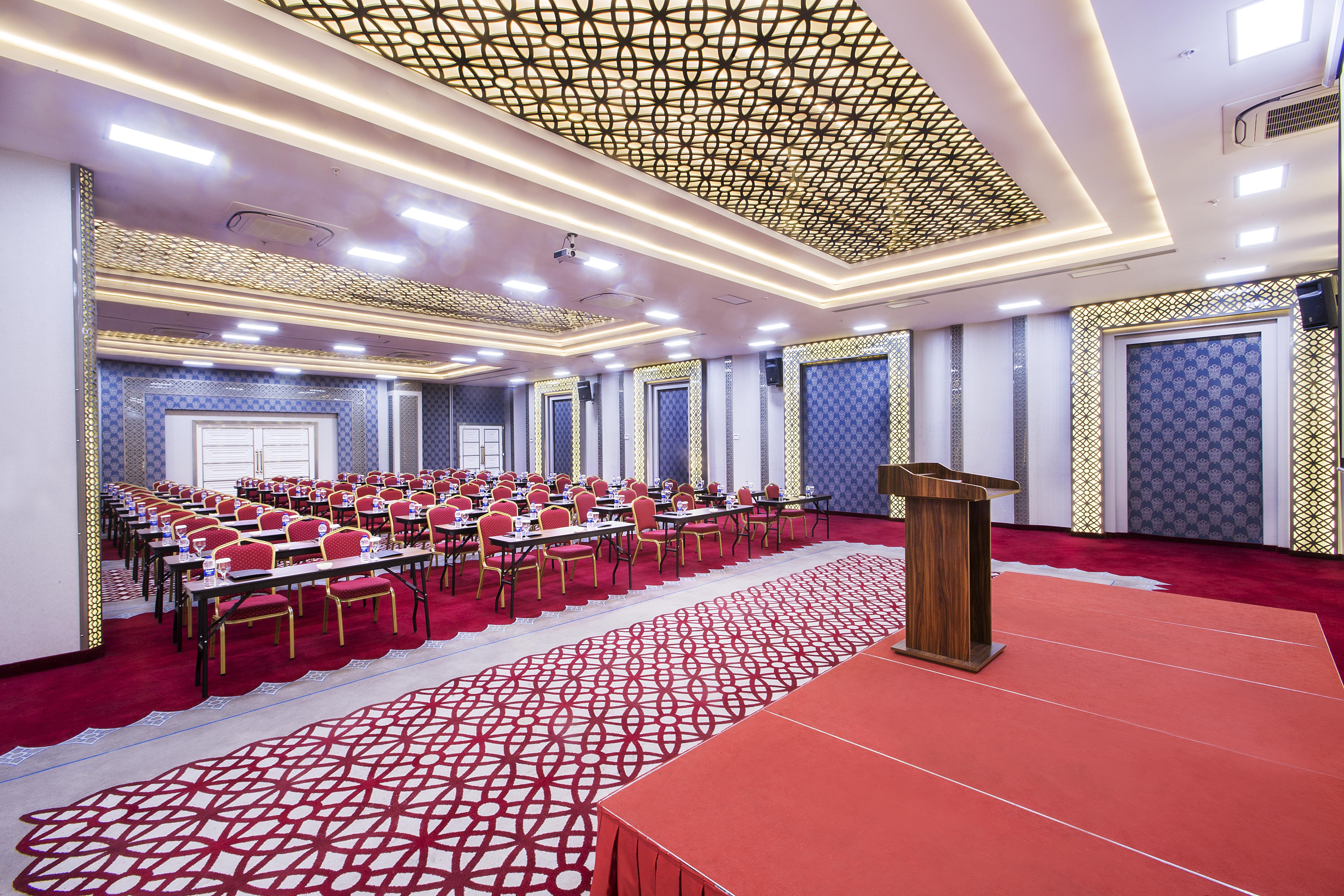 Otel Demonti