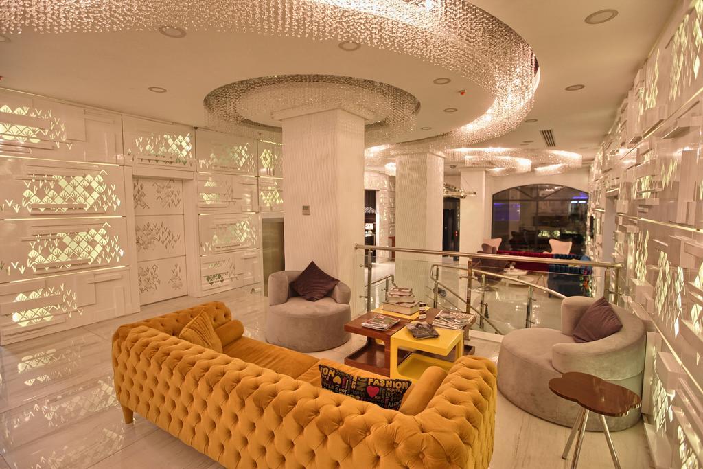 Demonti Otel Ankara