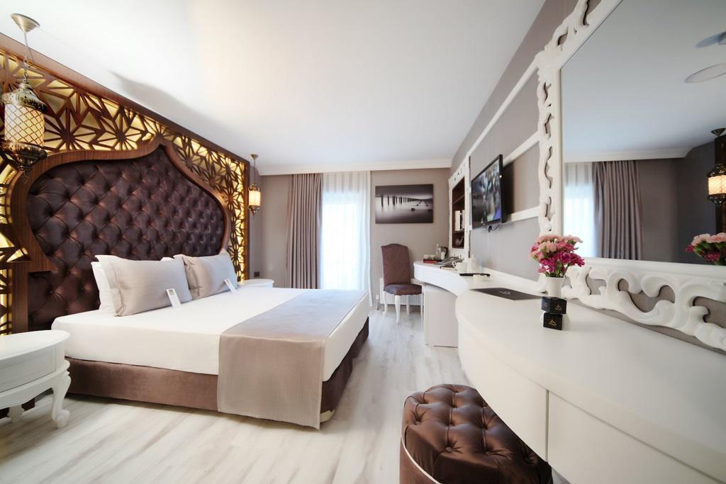 Otel Demonti 4*