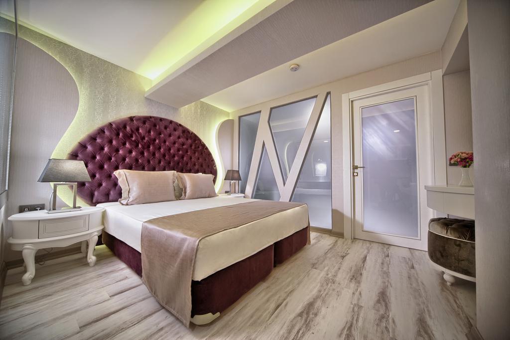 Otel Demonti 4*