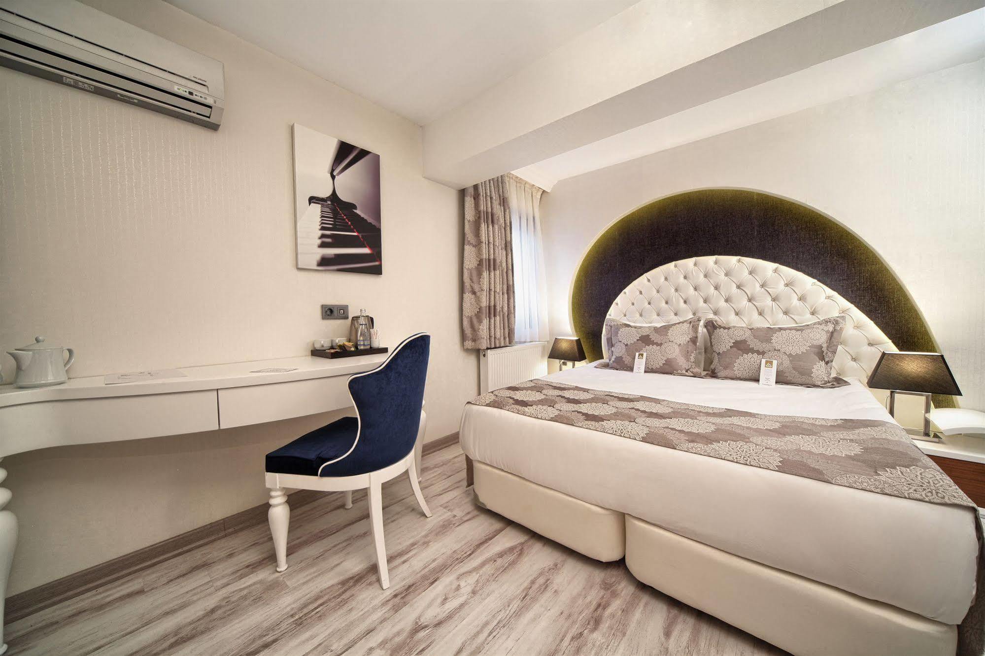 Otel Demonti 4*