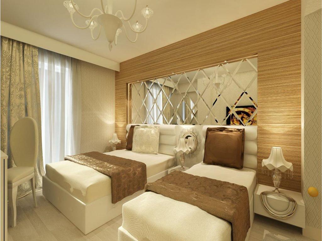 Demonti Otel 4*
